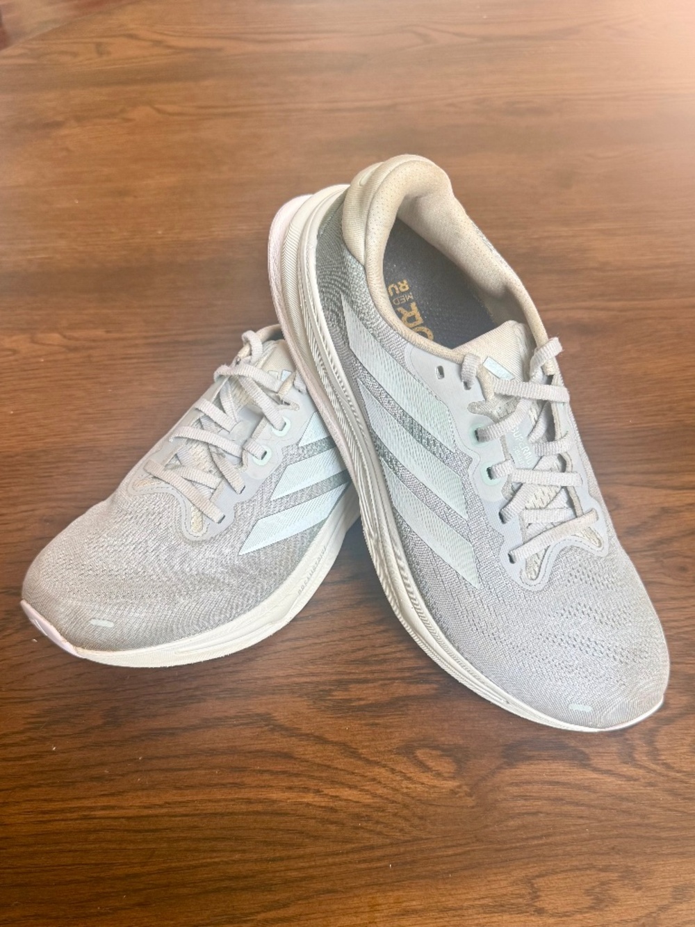 Adidas supernova solution 2, women’s, size 9